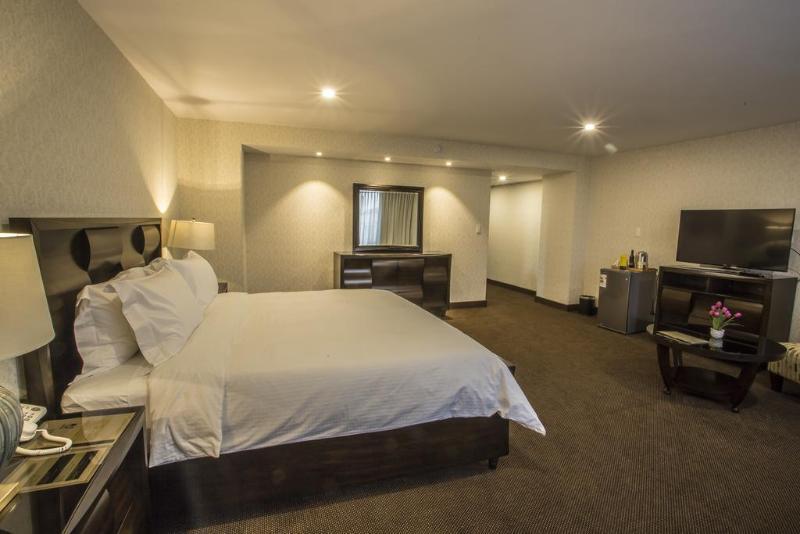 Roles Hotel ซูเกร ภายนอก รูปภาพ