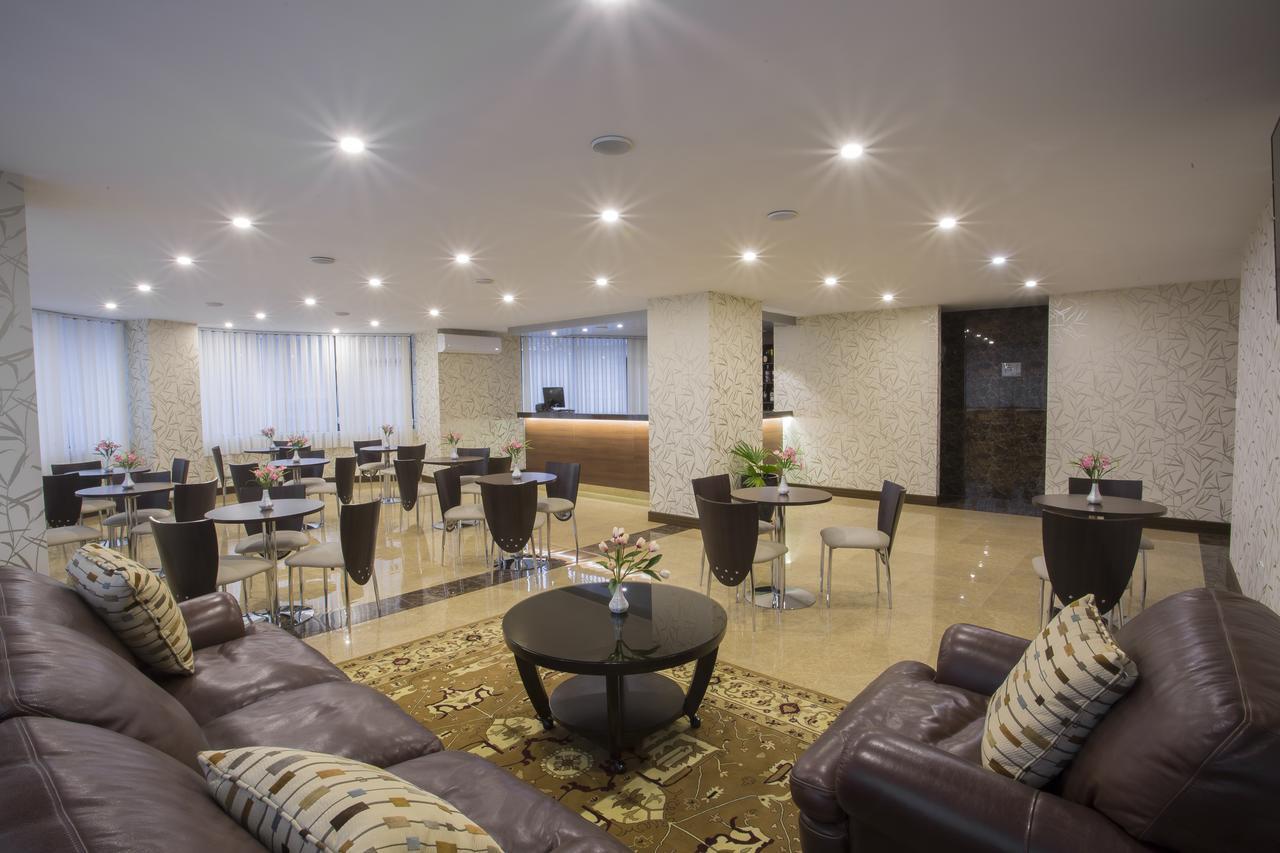 Roles Hotel ซูเกร ภายนอก รูปภาพ