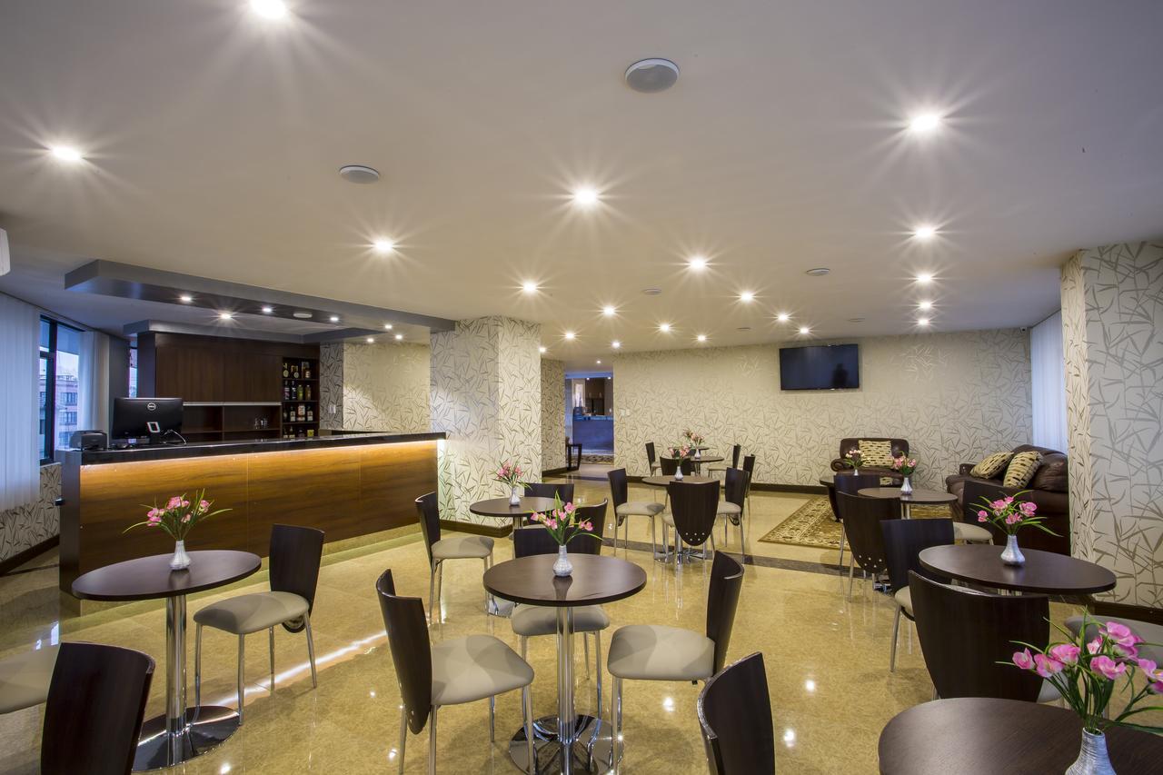 Roles Hotel ซูเกร ภายนอก รูปภาพ