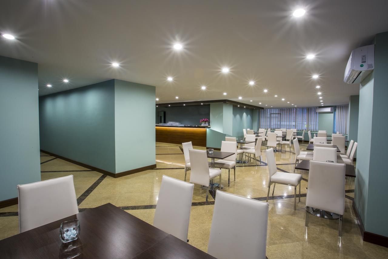Roles Hotel ซูเกร ภายนอก รูปภาพ