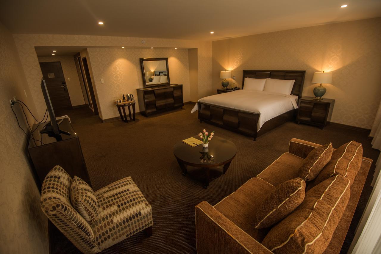 Roles Hotel ซูเกร ภายนอก รูปภาพ