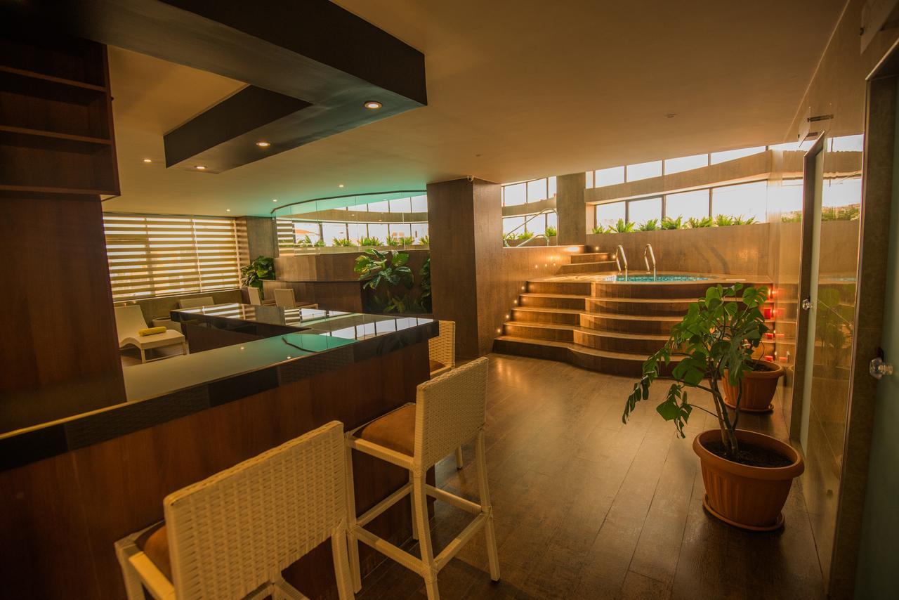 Roles Hotel ซูเกร ภายนอก รูปภาพ