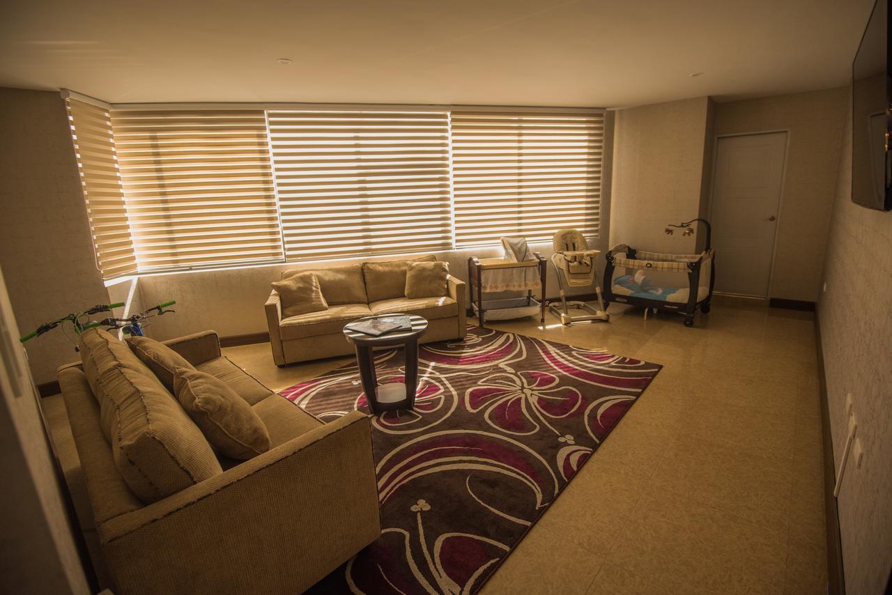 Roles Hotel ซูเกร ภายนอก รูปภาพ