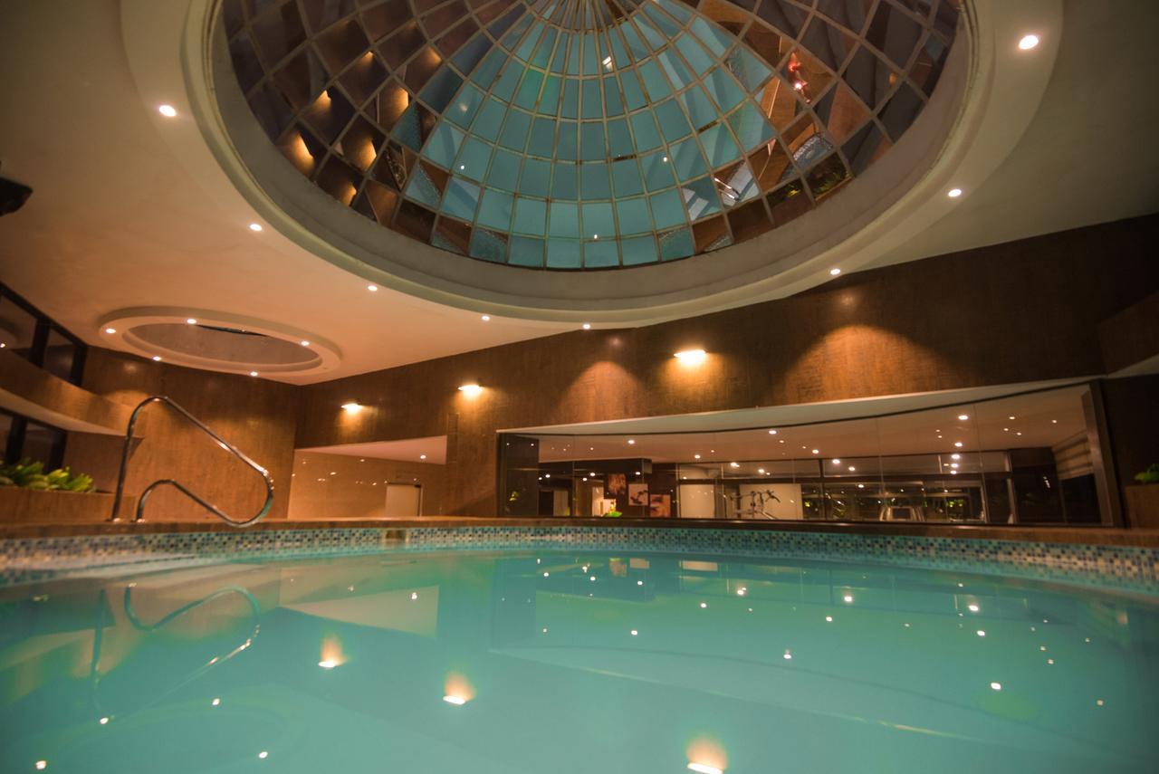 Roles Hotel ซูเกร ภายนอก รูปภาพ