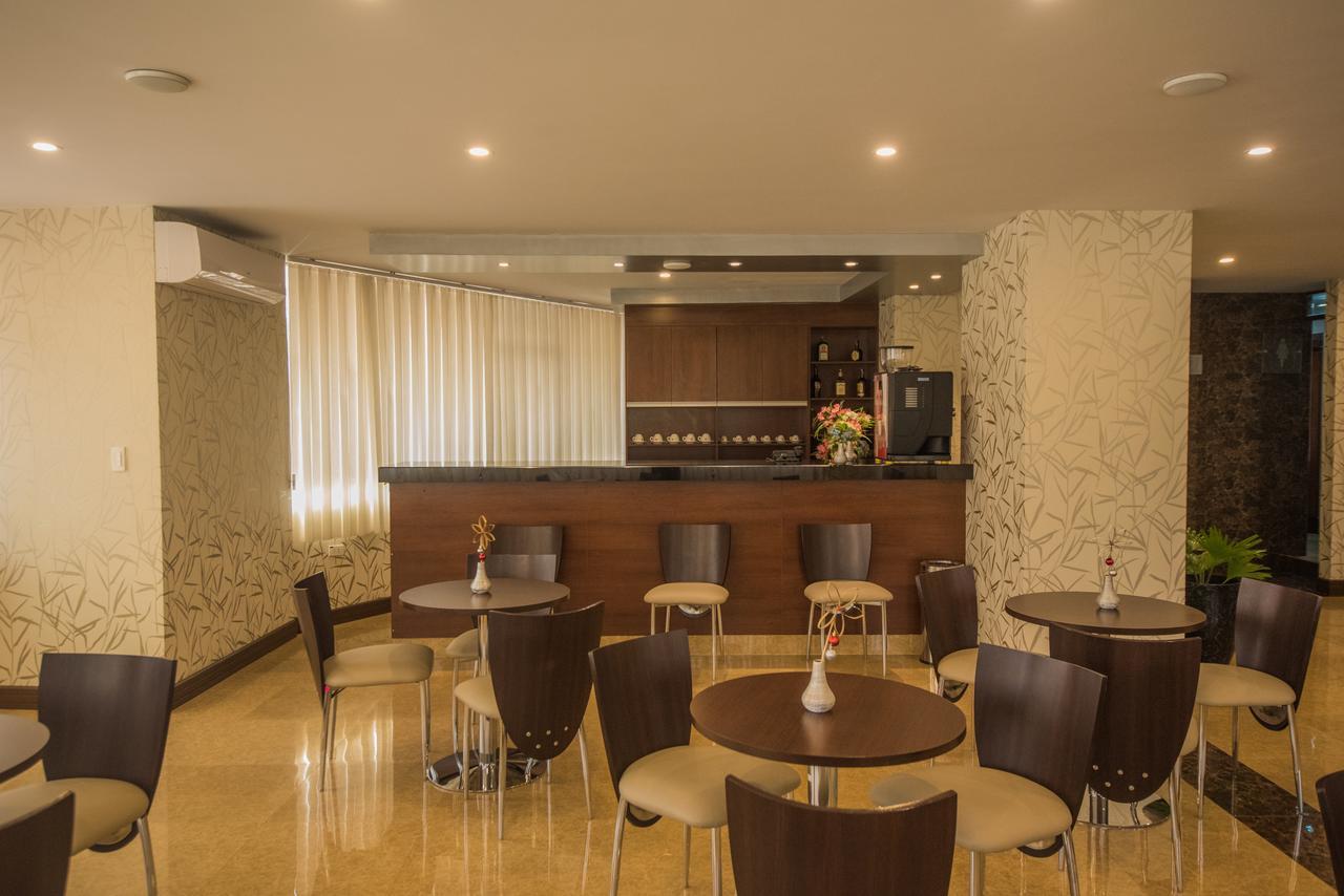 Roles Hotel ซูเกร ภายนอก รูปภาพ
